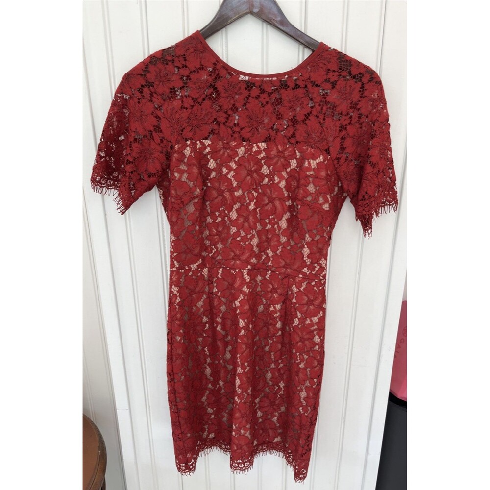 Wayf XS Lace Sheer Midi Dress Nude Lining Party Elegance Evening Cocktail